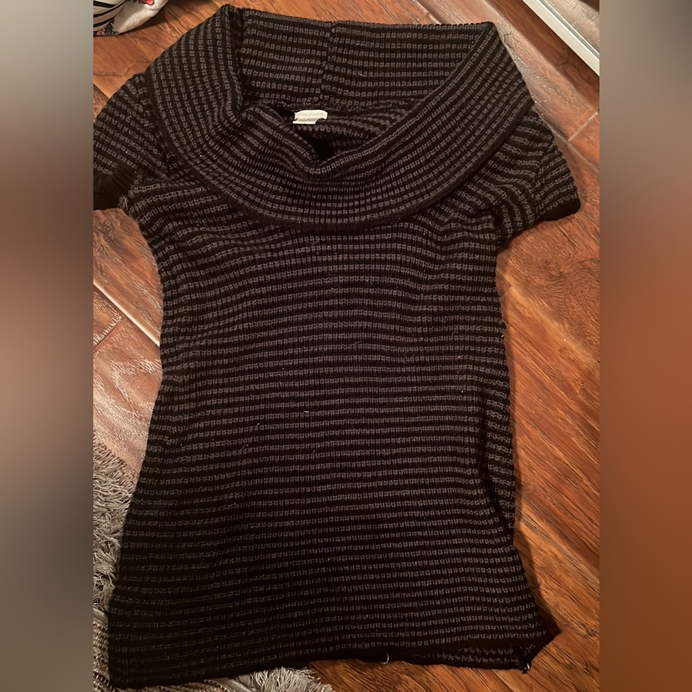 Off the shoulder short sleeve sweater